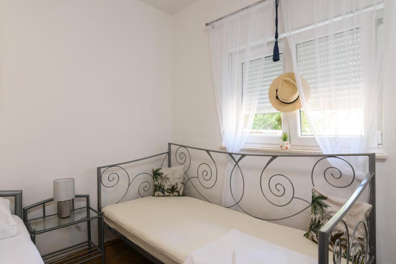 Apartments Mare 特罗吉尔 外观 照片